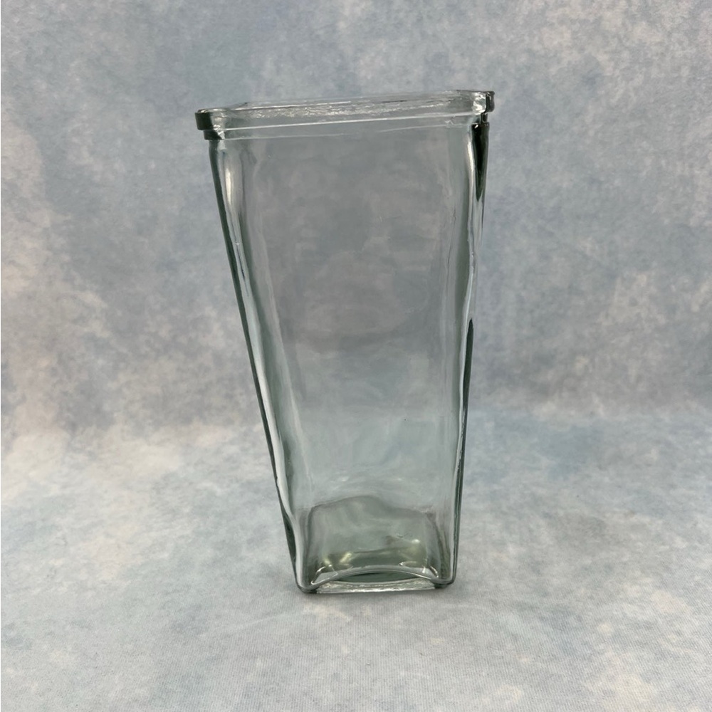 Rectangle Vase - Picture 5 of 9